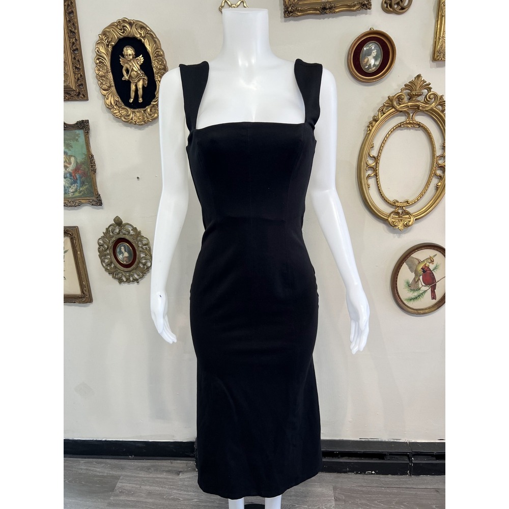 Elliatt Black Square Neck Wide Strap Fitted Midi Dress Size Medium